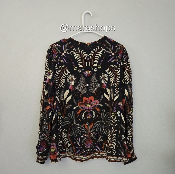 FARM Rio Classic Garden Black Mirror Trim Blouse - Picture 8 of 10